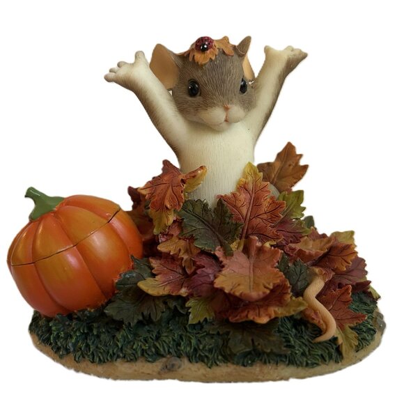 Charming Tails Halloween Figurine: “I’ve Fallen For You” (85/521) - Picture 13 of 13